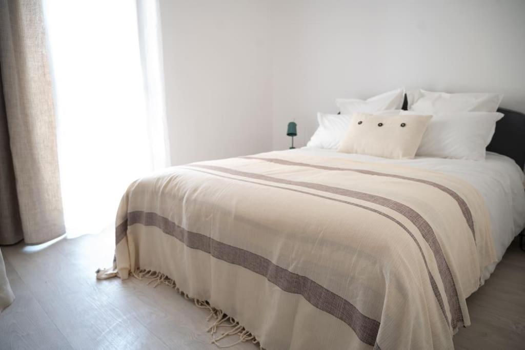 Lou Cabanot - Appartement Lumineux 3 Chambres - Parking Gratuit Beziers Exterior photo