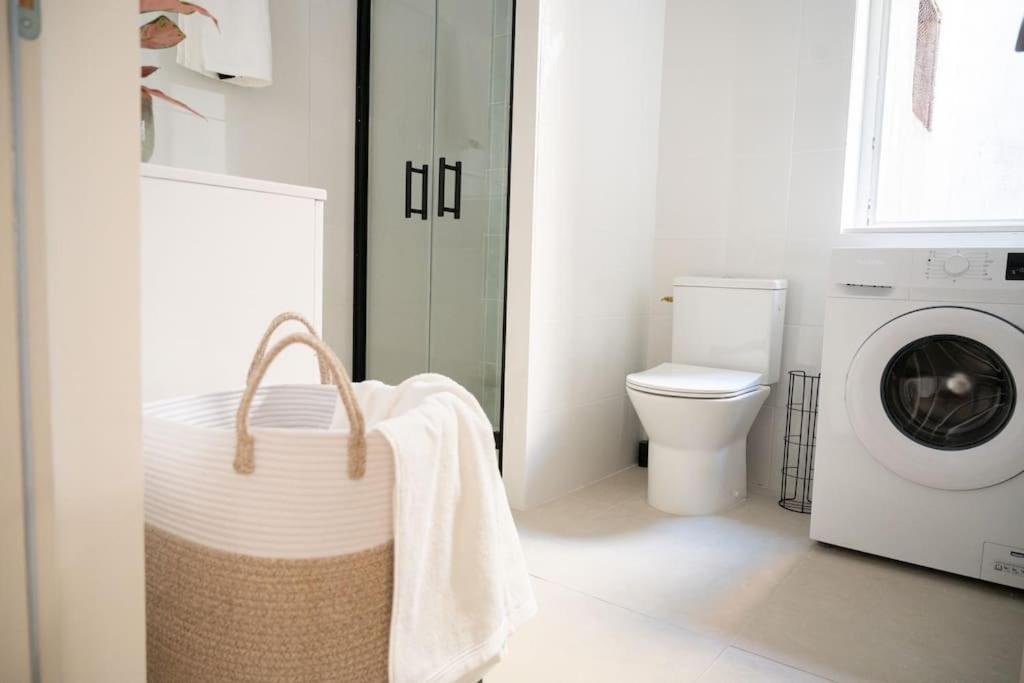 Lou Cabanot - Appartement Lumineux 3 Chambres - Parking Gratuit Beziers Exterior photo