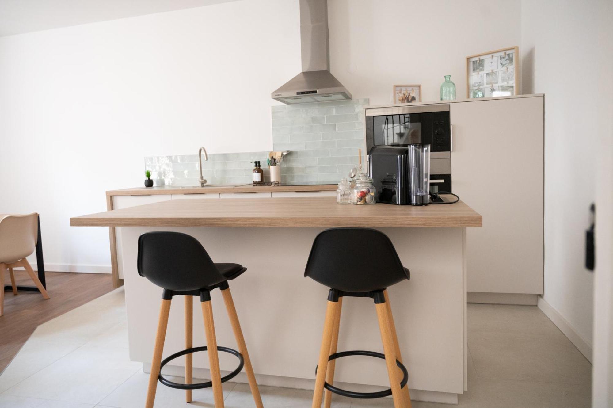 Lou Cabanot - Appartement Lumineux 3 Chambres - Parking Gratuit Beziers Exterior photo